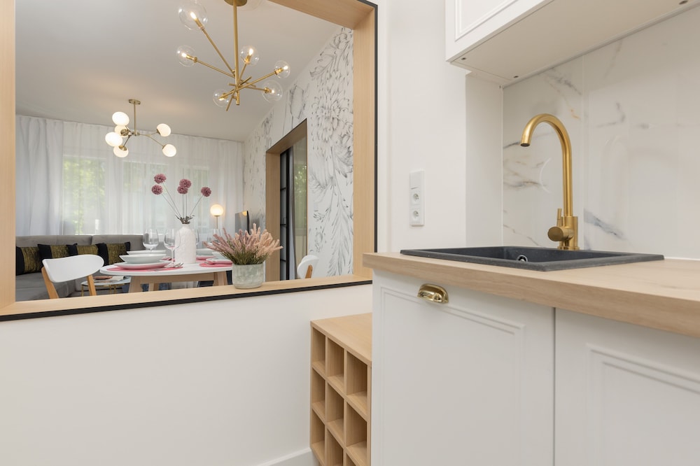 Puławska Apartment Mokotów by Renters view 2