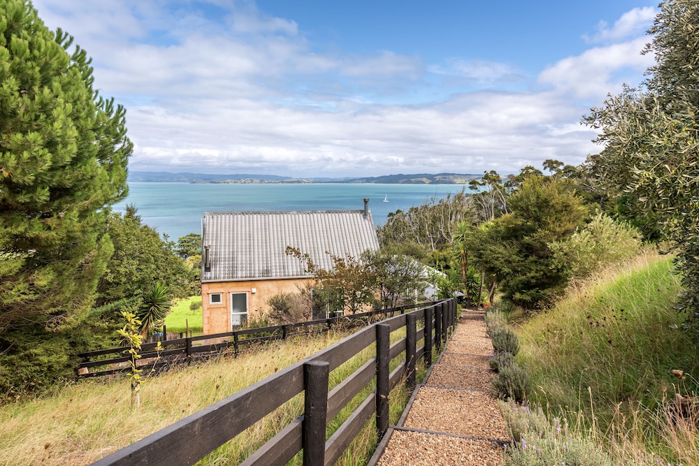 Woodside Bay Cottage
