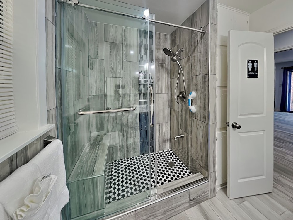 Fish and Enjoy Galveston by Ryson Vacation Rentals