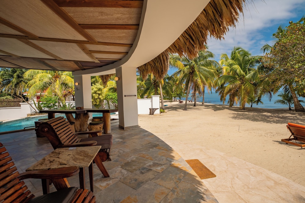 Rising Moon Villa