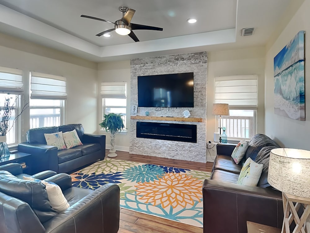 Surfside Sunshine view 5