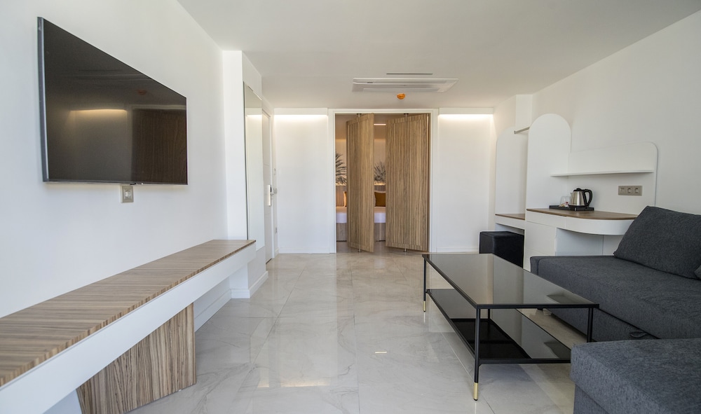 Selluka Butik Hotel - Image 13