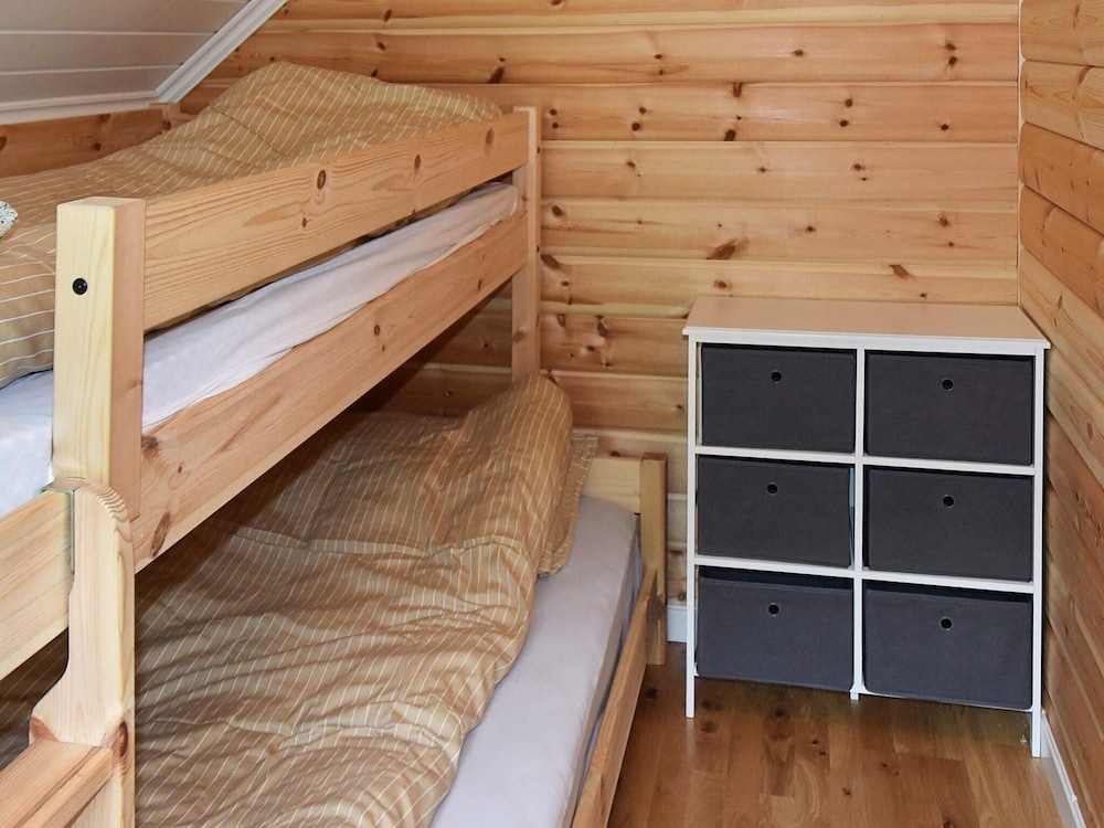 6 Person Holiday Home in Vestnes view 3