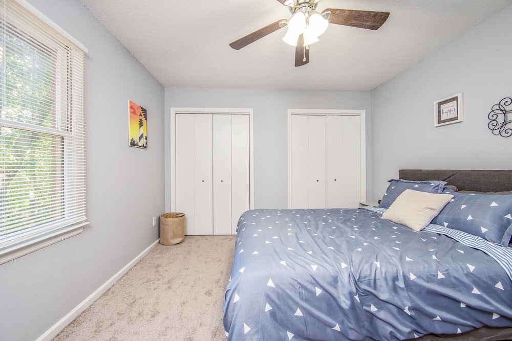 Fayetteville Vacations - No Place Like Homeplace! II - Property Image 26