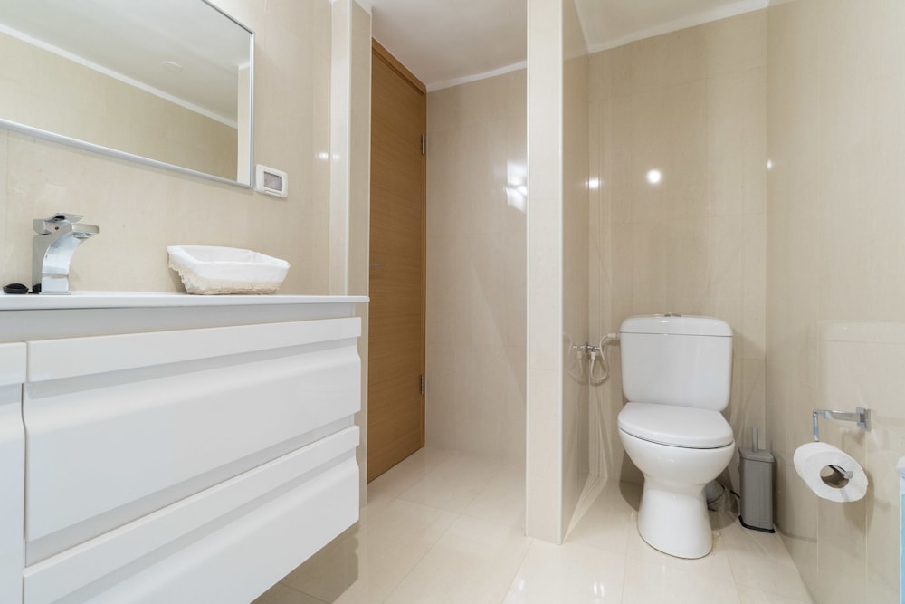 RENTAL ISRAEL- Modern aprt near Mamilla