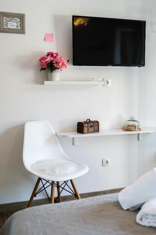 Rooms Ana