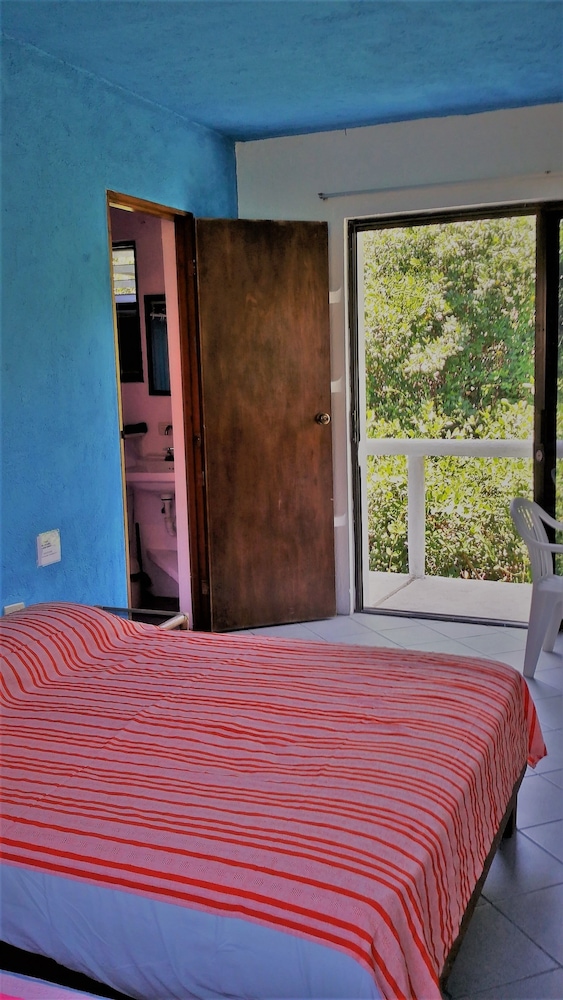 Mangrove Inn Akumal