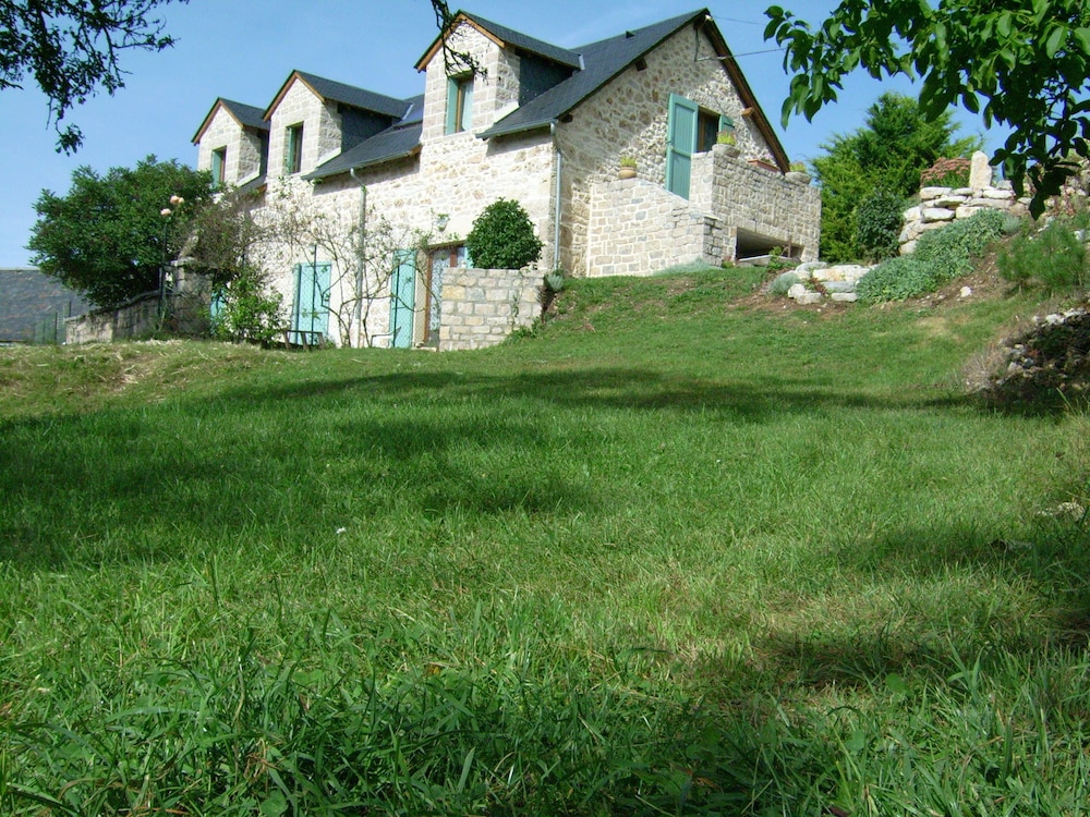 Photo 33