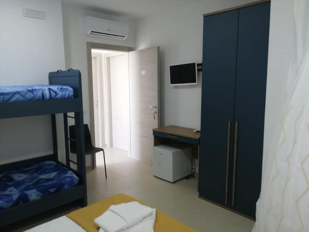 Hotel Tirreno