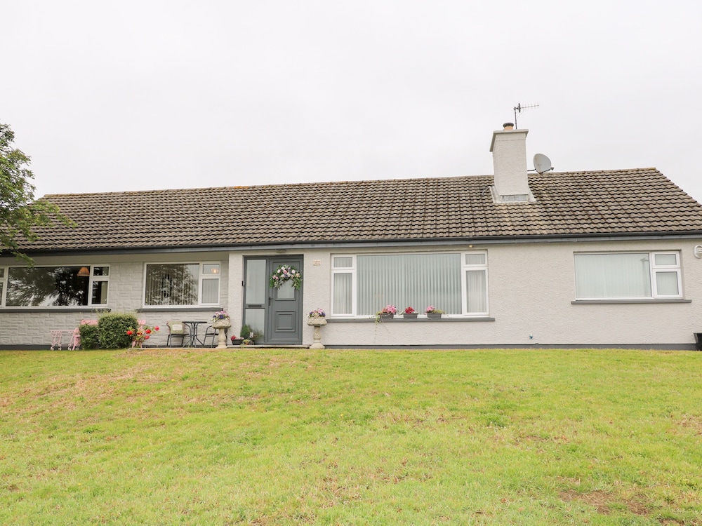 27 Pinewood Hill