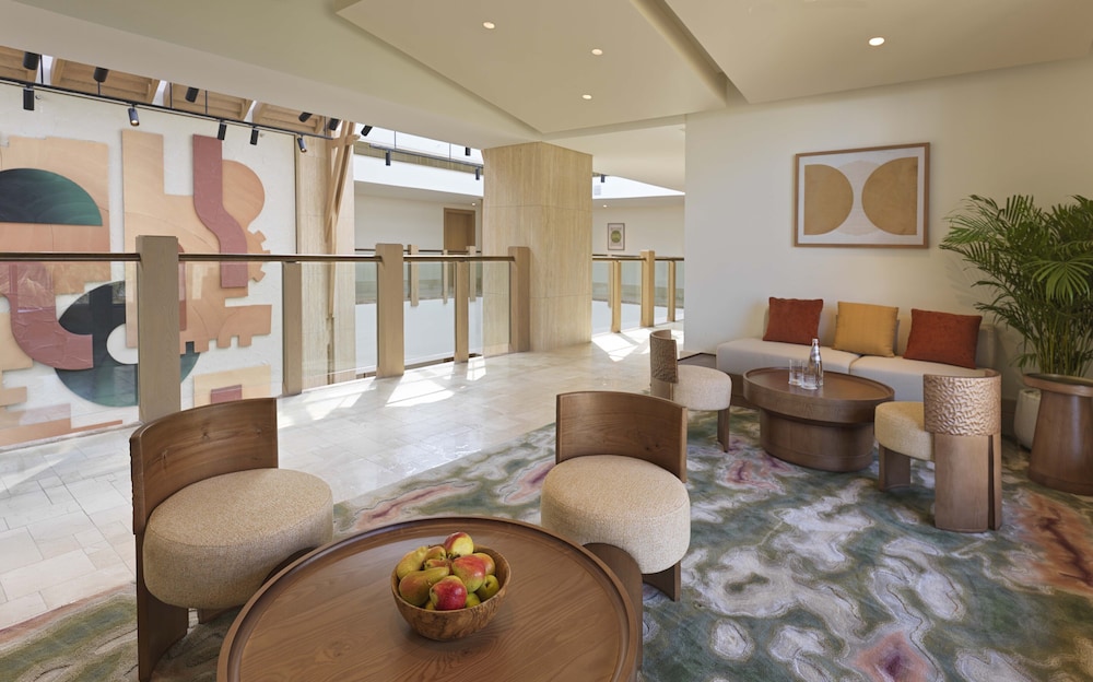 Sofitel Dubai The Palm Resort & Spa