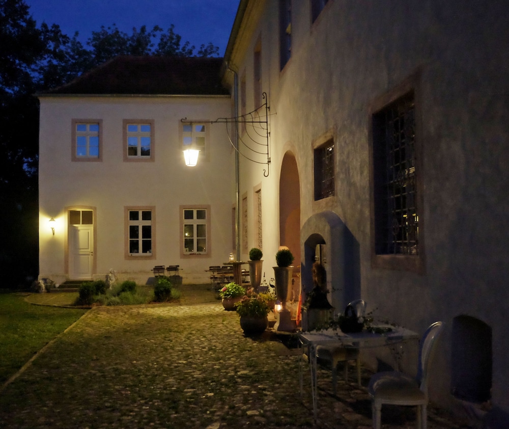 Photo 35