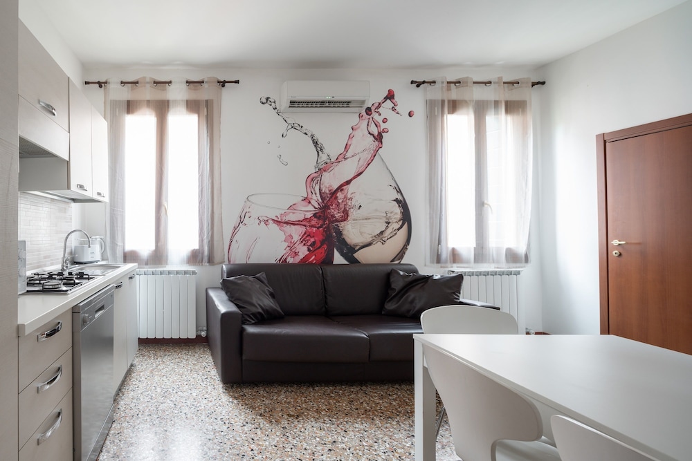 San Polo Canal View Apartments