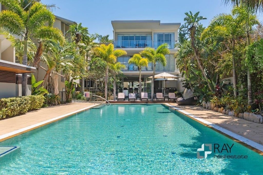 Luxury Apartments on Bells Boulevard