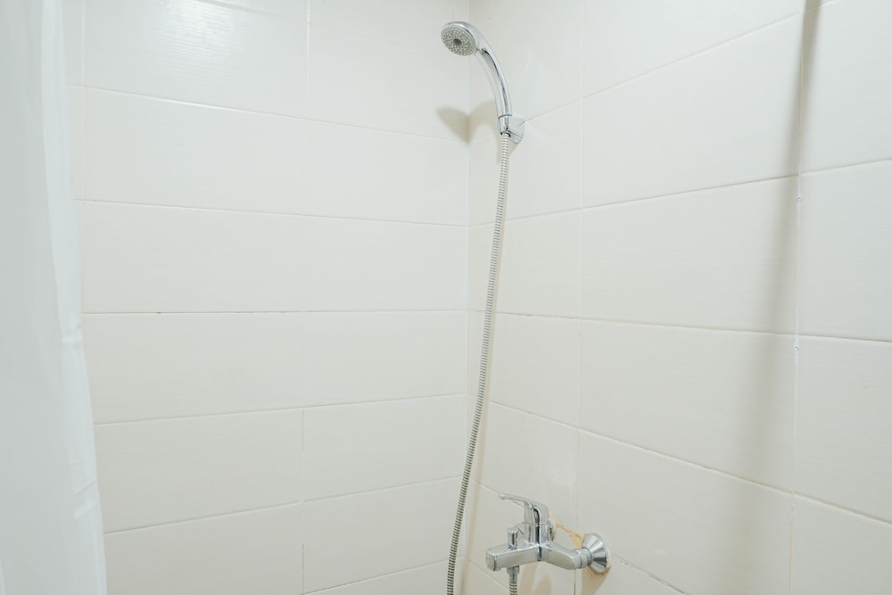 Luxurious 2BR Apartment at Belmont Residence view 5