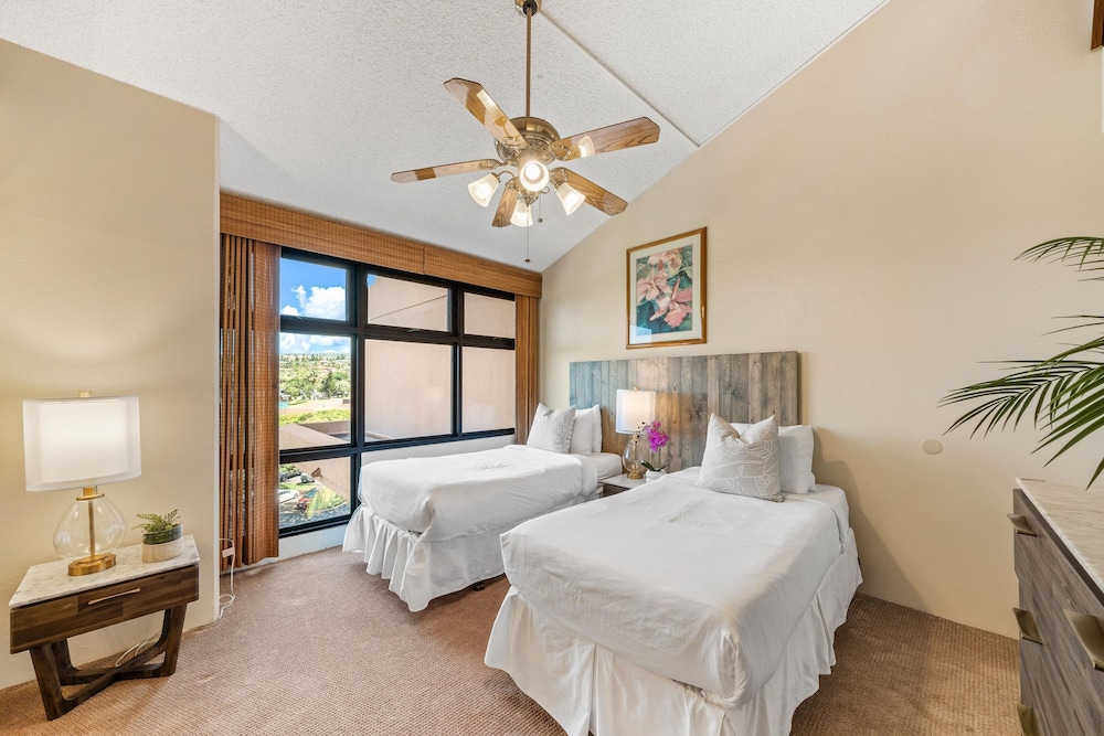 Kahana Villa E609 in Lahaina