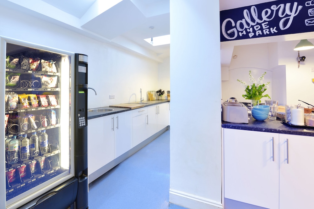 Gallery Hyde Park Hostel
