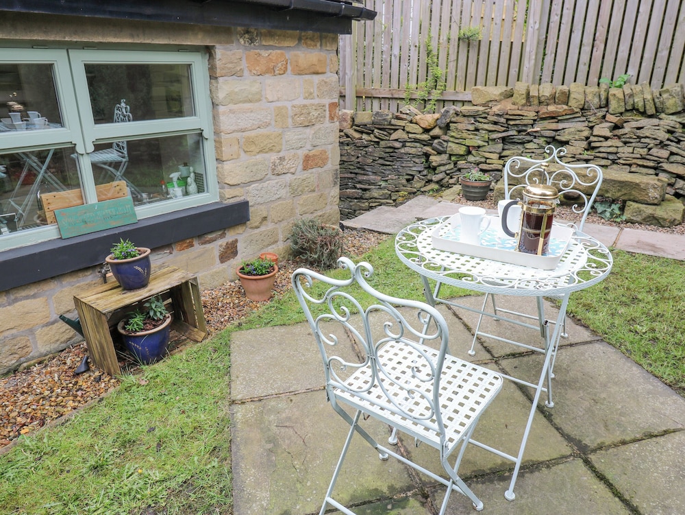 Bumble Cottage