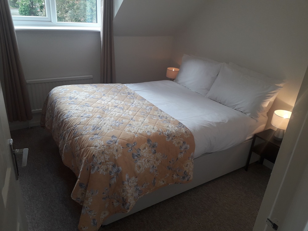 Captivating 1-bed House in Cambridge view 3