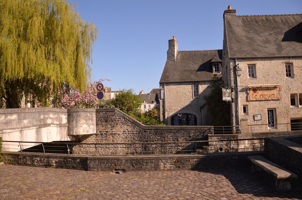 Apartment in Bayeux Near D-day Beaches