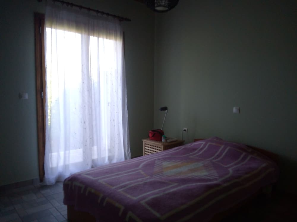 Nice Villa With Garden in Ancient Olympia, Greece view 2