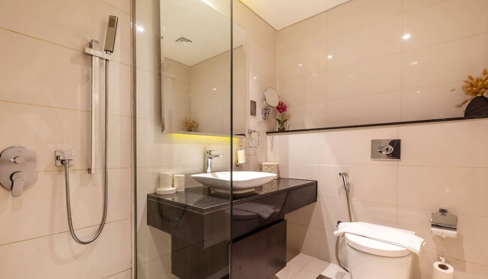 Lux 1BR Business Bay Close to Top Attractions