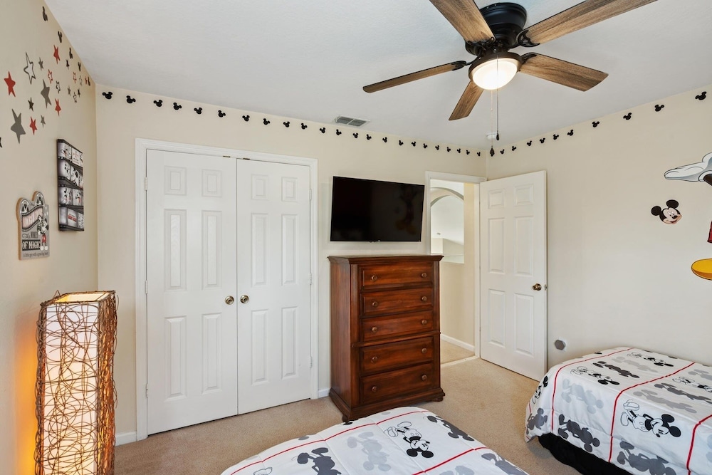Windsor Palms Resort 5 Bedroom Home with Game Room 5 Home