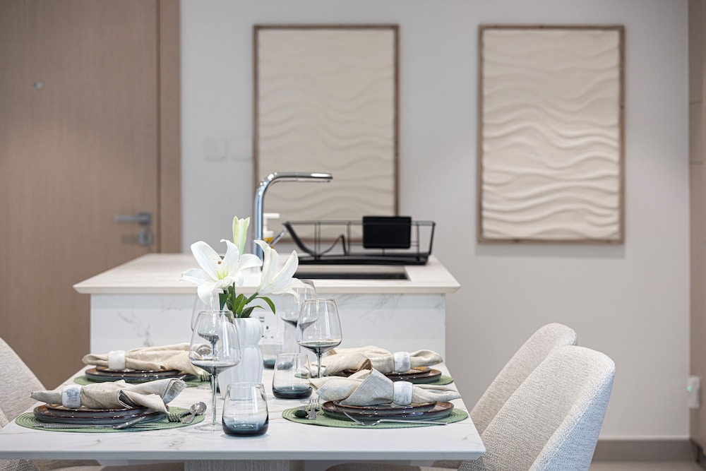 Aya- Stylish 1BR Stay NadAlSheba 34