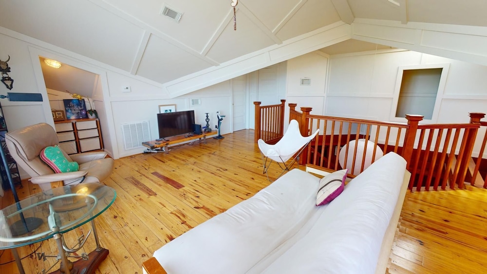 Lollipop II by Tybee Vacation Rentals