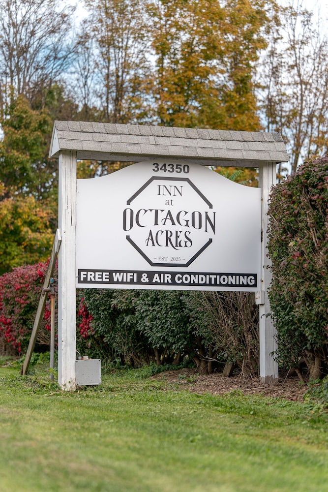 Inn at Octagon Acres