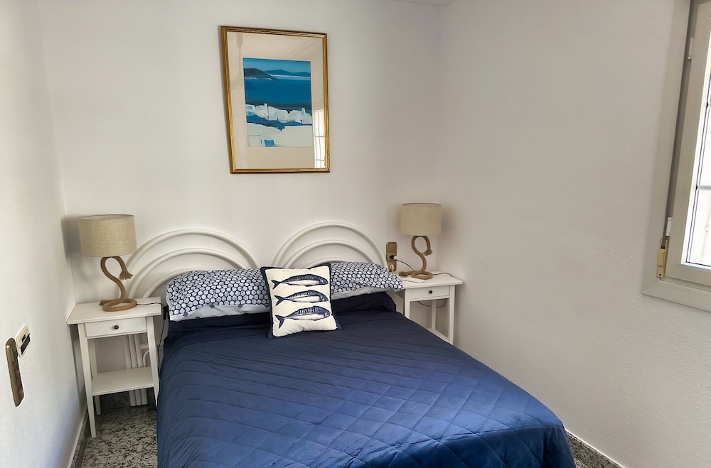 Large Villa Private Pool and Garden Near Beach