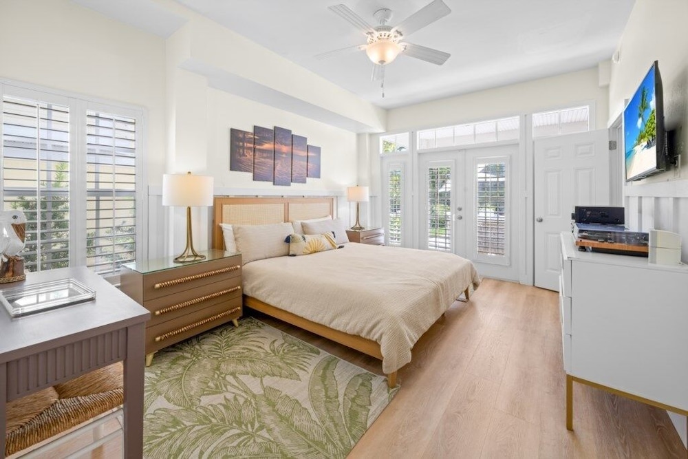Summer Breeze 7 Bedroom Home