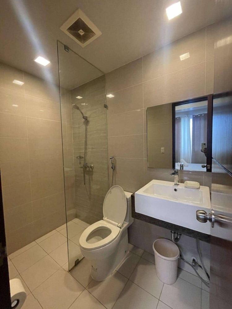 Mactan Newtown Family Suite Room