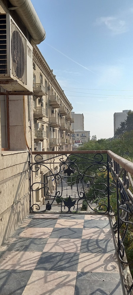 28 may Centr City hostel