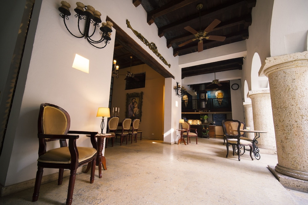 8APS-4 CASA ANTIGUA EN EL CENTRO HISTORI