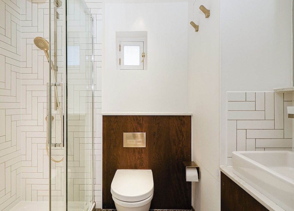 Kensington Gardens Apartments