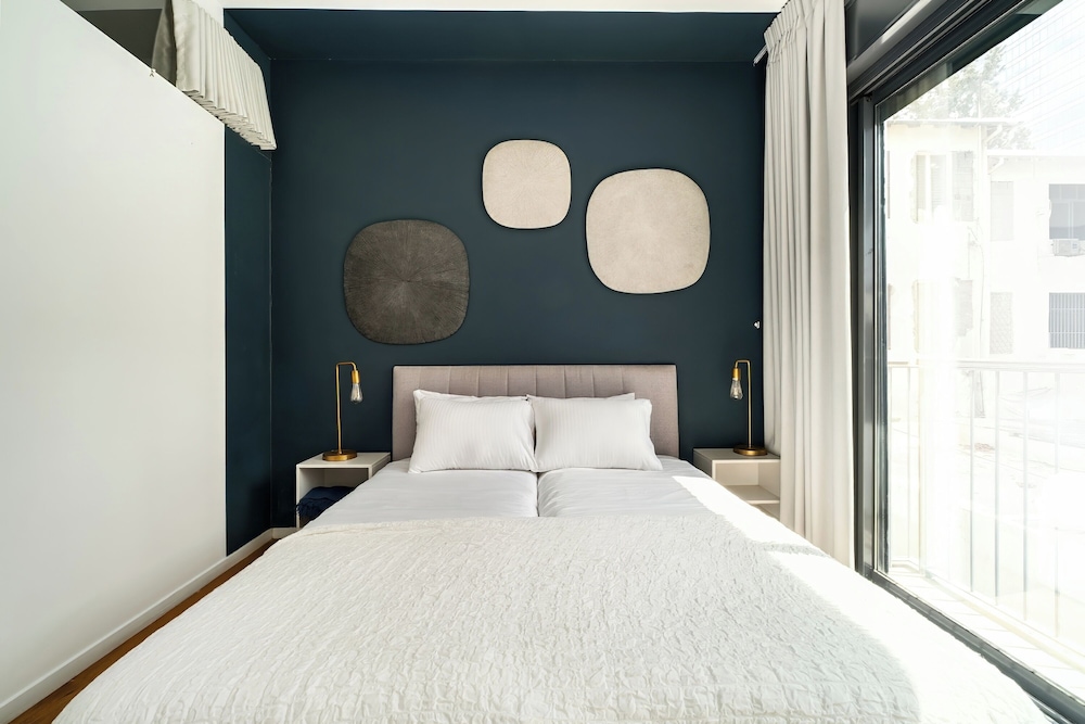 Allenby Urban Living Apartments by Sea N Rent