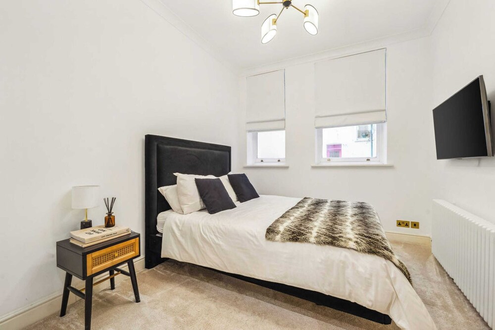 Elegant Fitzrovian Apartment