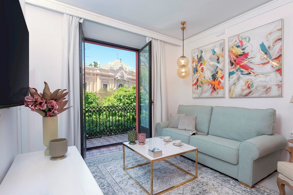 Exclusive Apartment in Seville.plaza del Museo 001