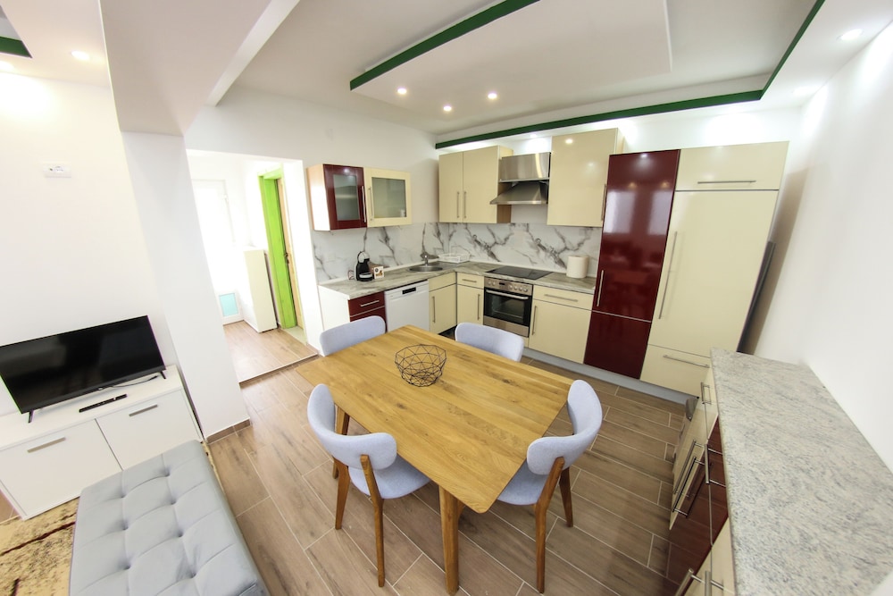 Apartment Villa Begić