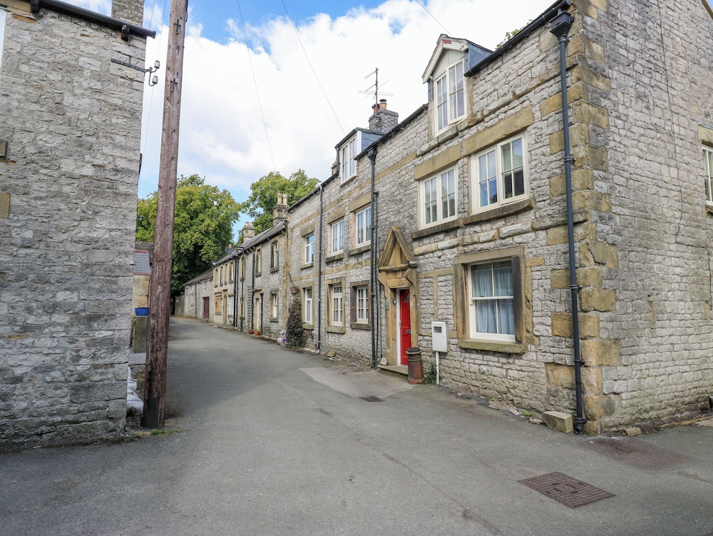 Top House