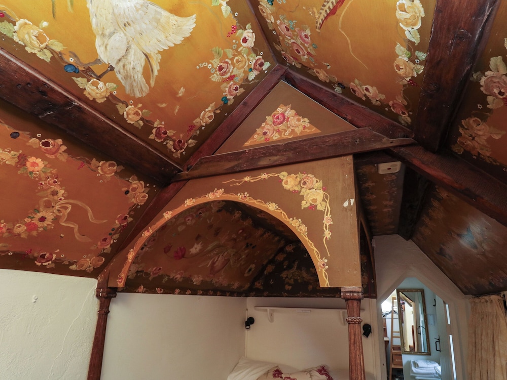 Toad Hall Cottage