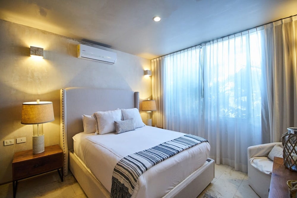 Tulum Luxury With Roof Pool and Beach Club Access
