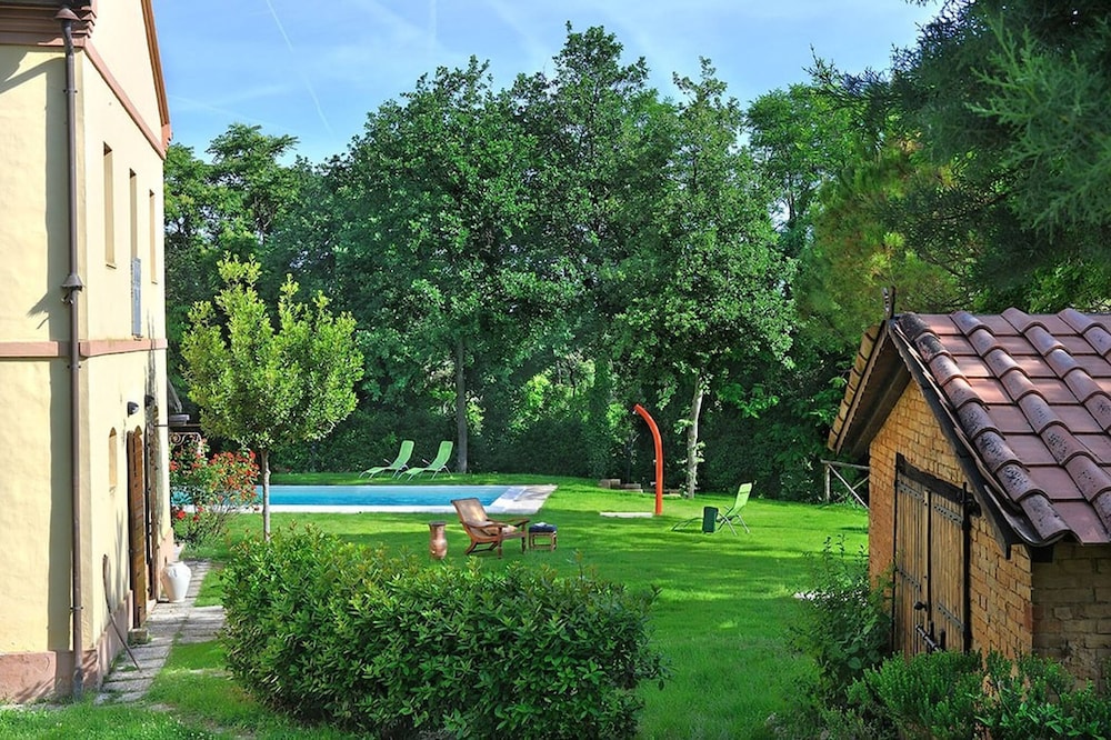 Luce tra i Faggi 8 by Marche Holiday Villas