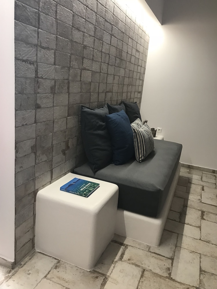 Elia Residences Santorini