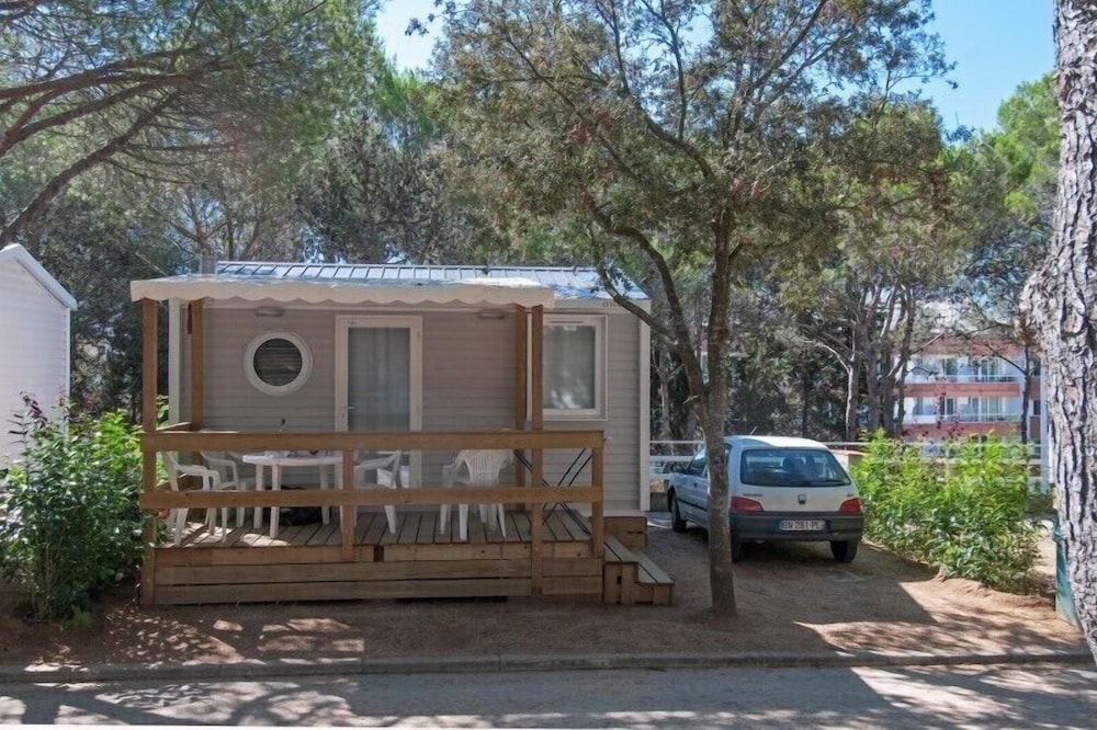 Camping Santa Elena Ciutat view 2