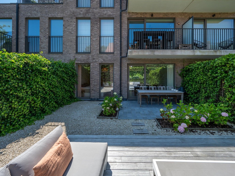 Apartment in Duinbergen Near the Beach