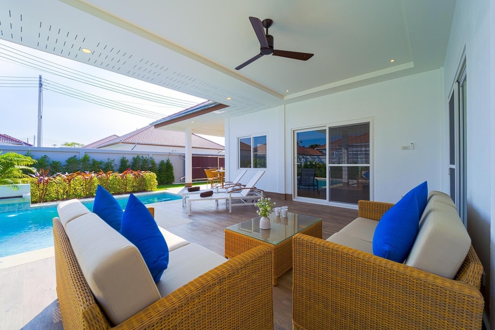 Brand-New Modern 3-Bedroom Villa MB20