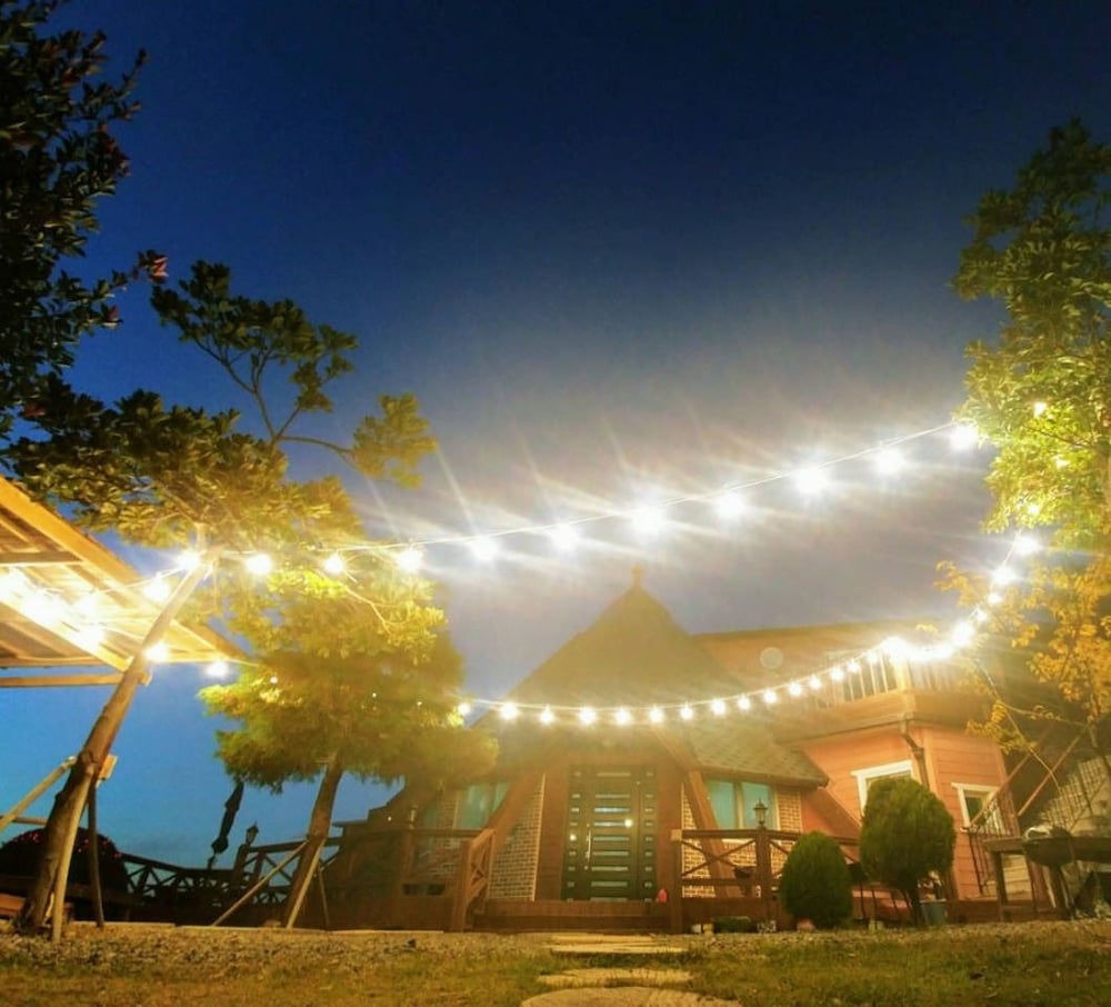 Geoje Sea Love Pension