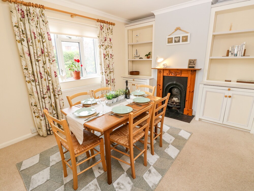 6 Heytesbury Road